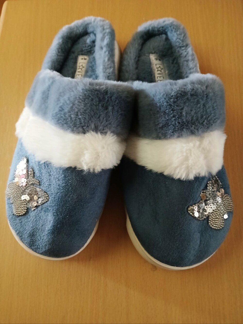 Blue and White Faux-Fur Butterfly Slip-On Slippers, Size 9/L, Like New.